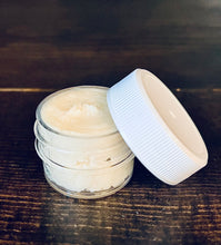 Load image into Gallery viewer, Manuka Honey & Tallow Face Balm