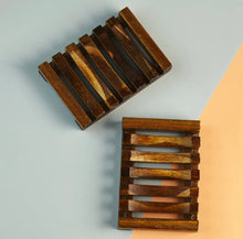 Load image into Gallery viewer, Slatted Bamboo Soap Dish