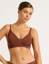 Load image into Gallery viewer, Bamboo Wireless T-Shirt Bra by Boody
