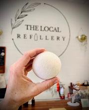 Load image into Gallery viewer, Wool Dryer Balls