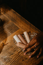 Load image into Gallery viewer, Solid Perfume from 828 Aroma