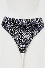 Load image into Gallery viewer, Blue Sky Woman’s Bamboo ‘La Thong’ Underwear