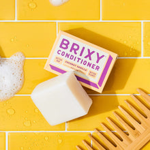Load image into Gallery viewer, BRIXY Coconut Vanilla Conditioner Bar