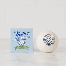 Load image into Gallery viewer, Nellie's Scented Wool Dryerballs