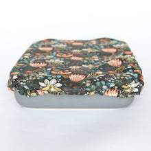Load image into Gallery viewer, Casserole Covers - Penny Lane