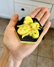 Load image into Gallery viewer, Fancy Shaped Hand & Body soap