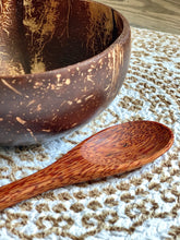 Load image into Gallery viewer, Coconut Shell Bowl