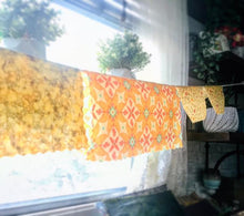 Load image into Gallery viewer, Beeswax Wraps- Set of 3