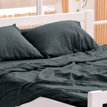 Load image into Gallery viewer, Vintage Linen Sheet Set
