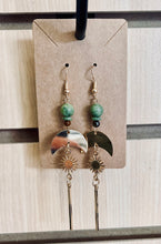 Load image into Gallery viewer, Earrings
