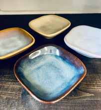 Load image into Gallery viewer, Trinket/Dish Brush Dish
